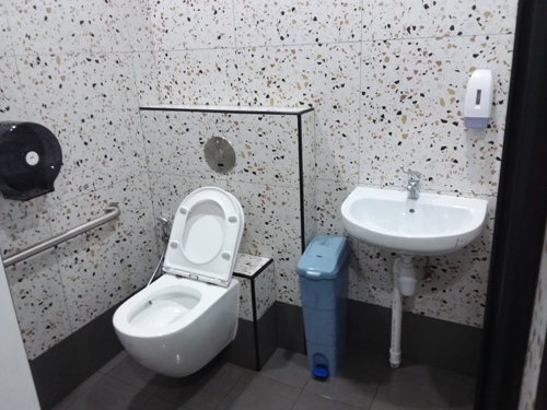 3-Star Toilet - Koptiam @ 628 Senja Road