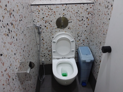 3-Star Toilet - Koptiam @ 628 Senja Road