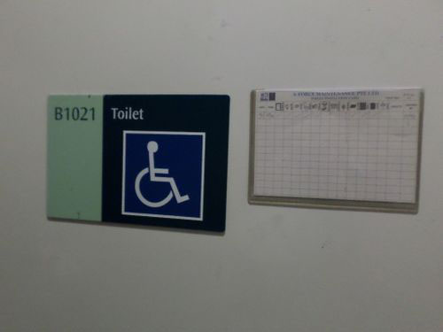 4-Star Toilet - Promenade MRT Station 