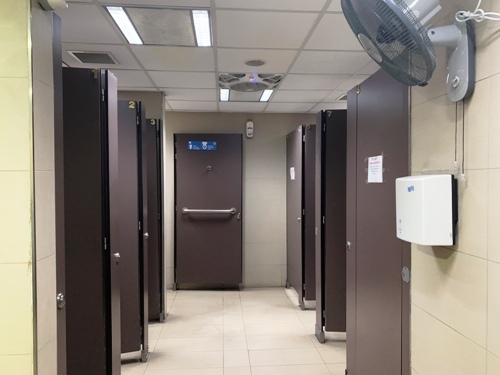 4-Star Toilet - Bedok Bus Interchange