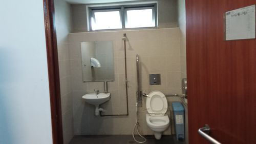 3-Star Toilet - Jurong Port Off-Shore Marine Centre | RAS Photo Gallery