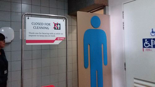 4-Star Toilet - Jurong East MRT Station (EW24)