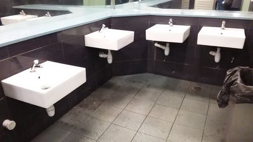 4-Star Toilet - Chinatown MRT Station (NE4)