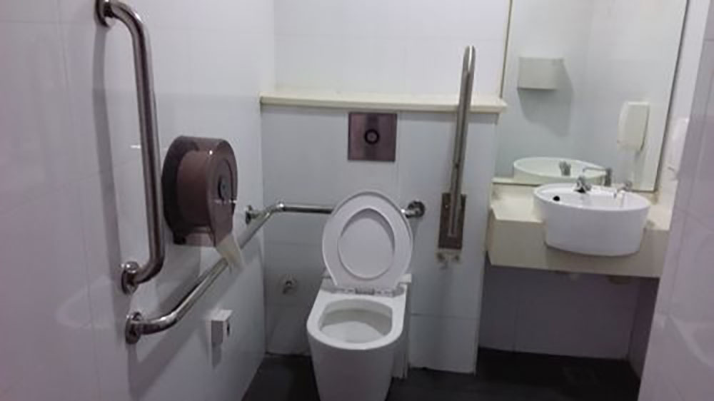 4-Star Toilet - Pasir Ris West Plaza