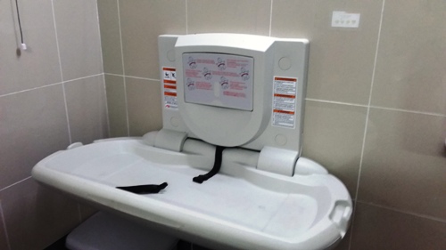 4-Star Toilet - Yuhua Village Market & Food Centre