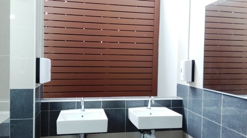 4-Star Toilet - Yuhua Village Market & Food Centre