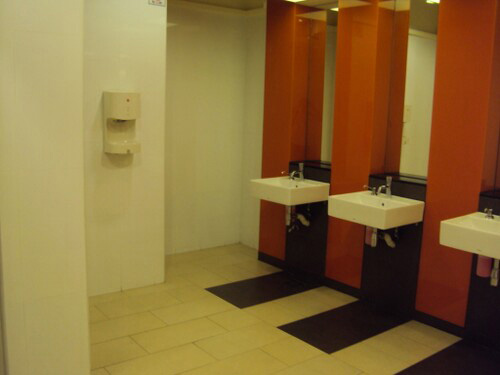 4 & 5-Star Toilet - Hougang Mall 