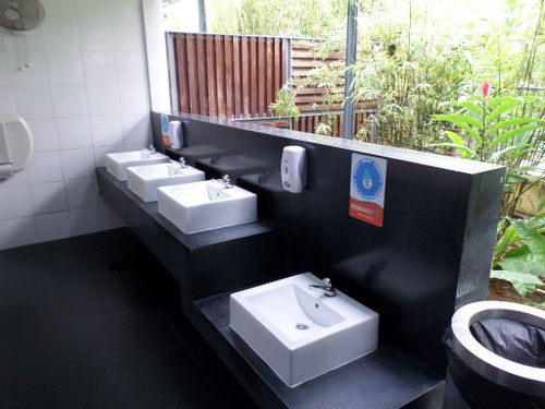 5-Star Toilet - Sentosa Beach Station 