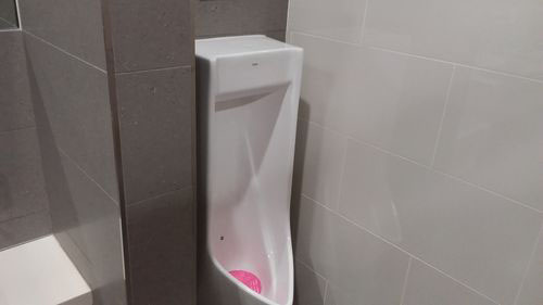 5-Star Toilet - Canberra MRT Station (NS12)