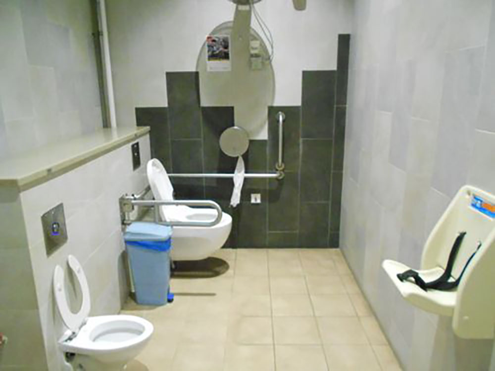 5-Star Toilet - Pasir Ris Central Hawker Centre