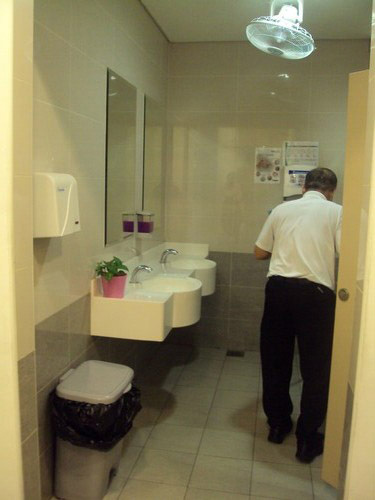 4-Star Toilet - NTUC Foodfare KTPH 