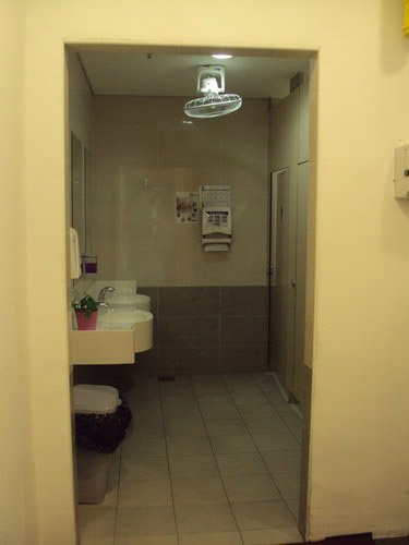 4-Star Toilet - NTUC Foodfare KTPH 